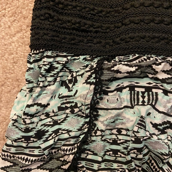 Lounge Shorts - Picture 2 of 4